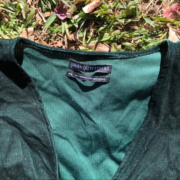UO forest green long sleeve - Picture 4 of 10